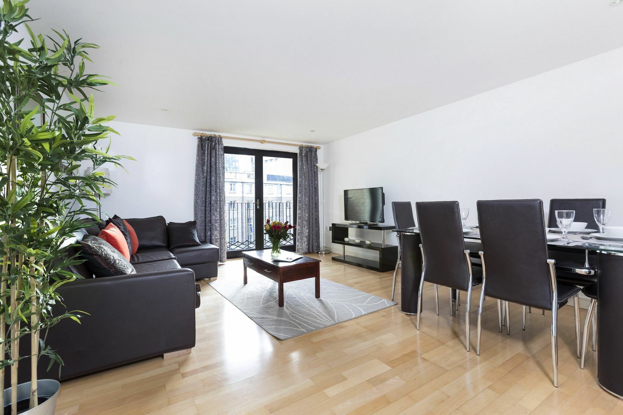 Club Living - Regents Park & Euston Apartments Лондон Экстерьер фото